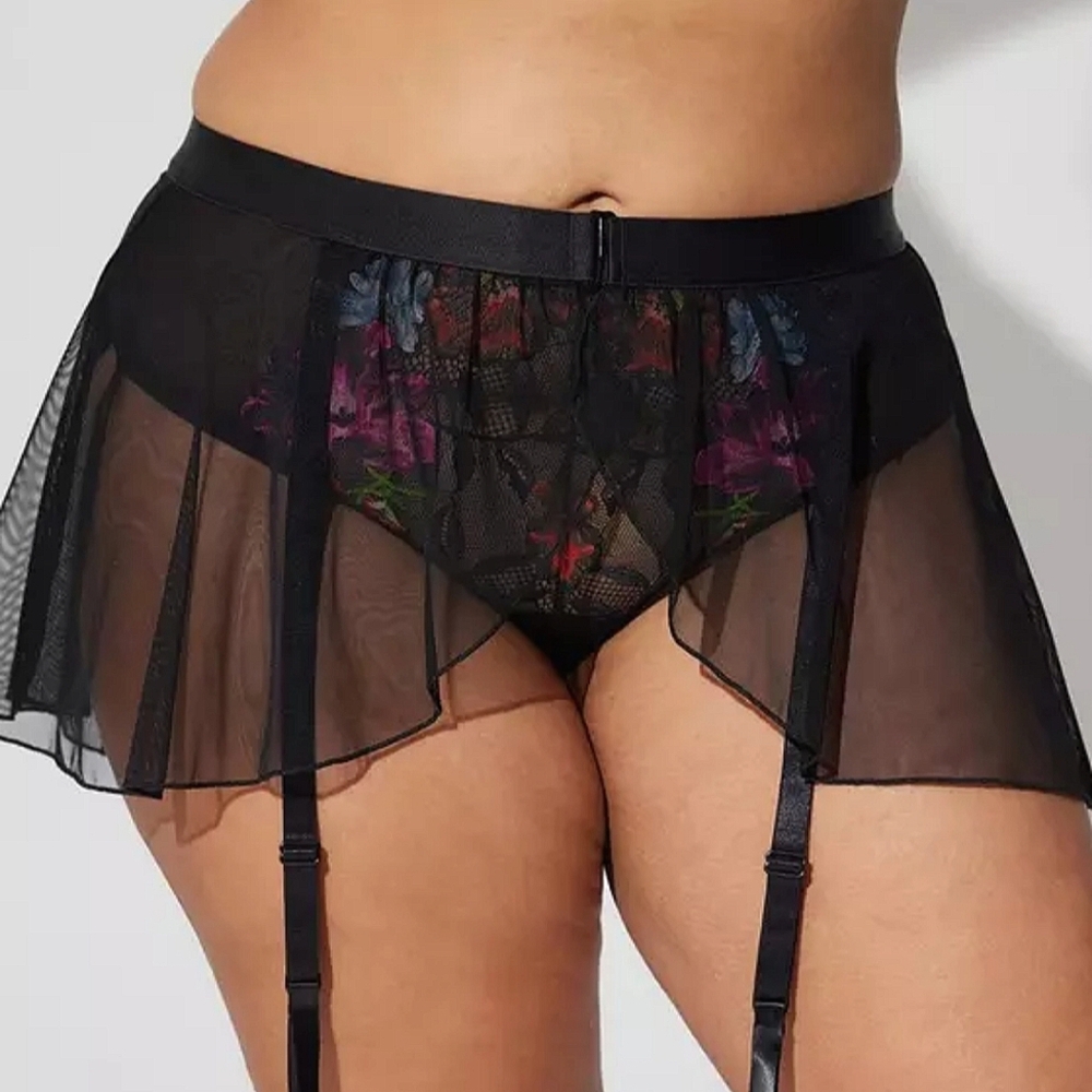 TORRID 5/6 Mesh Garter Skirt Lingerie Plus Size